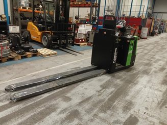 Четырехопорные погрузчики Hangcha CJD25-XT1-Li