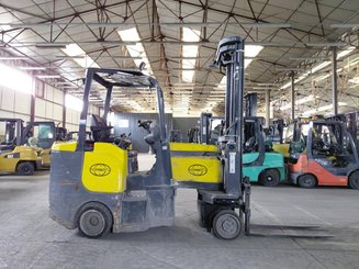 Узкопроходный погрузчик Aisle Master 20SE