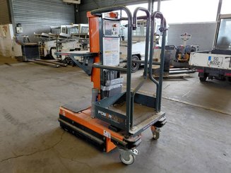 Строительный подъёмник с вертикальной мачтой JLG POWER PICKER