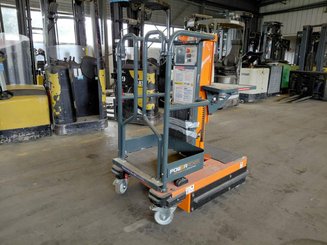 Строительный подъёмник с вертикальной мачтой JLG POWER PICKER