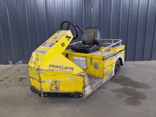Tow tractor Charlatte TE206 - 1