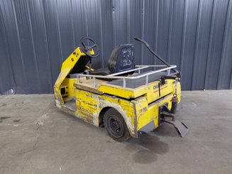Tow tractor Charlatte TE206 - 3