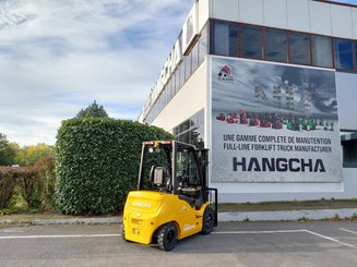 Четырехопорные погрузчики Hangcha XE25i ( CPD25-XEY2HA-SI )