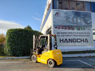 Четырехопорные погрузчики Hangcha XE25i ( CPD25-XEY2HA-SI )