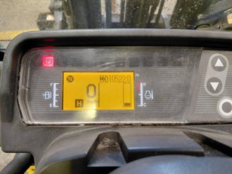 Четырехопорные погрузчики Caterpillar GP25N