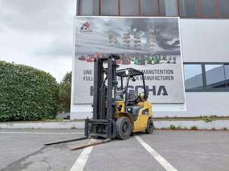 Четырехопорные погрузчики Caterpillar GP25N