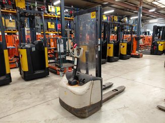 Штабелеры с электроприводом Crown WF3000 10