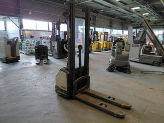 Штабелеры с электроприводом Crown WF3000 1.2