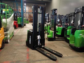 Штабелеры с электроприводом Hangcha CDD16-XT1-SIL