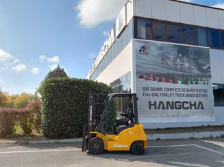 Четырехопорные погрузчики Hangcha XE18i (CPD18-XEY2HA-SI) 