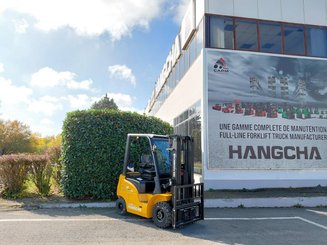 Четырехопорные погрузчики Hangcha XE18i (CPD18-XEY2HA-SI) 