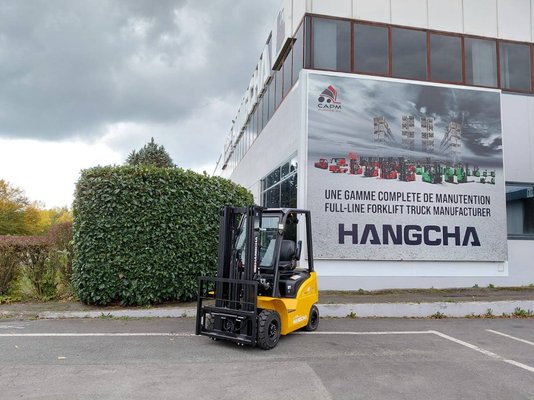 Четырехопорные погрузчики Hangcha XE18i (CPD18-XEY2HA-SI)  - 1