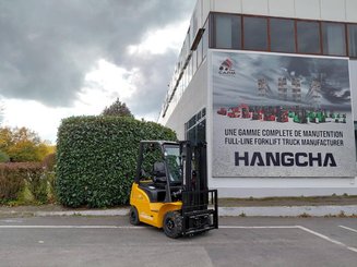 Четырехопорные погрузчики Hangcha XE18i (CPD18-XEY2HA-SI) 