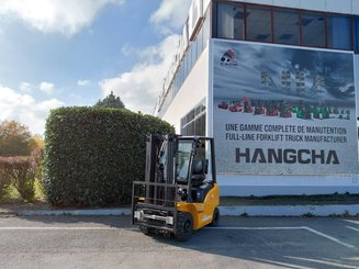 Четырехопорные погрузчики Hangcha XE18i (CPD18-XEY2HA-SI) 