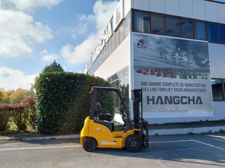Четырехопорные погрузчики Hangcha XE18i (CPD18-XEY2HA-SI) 