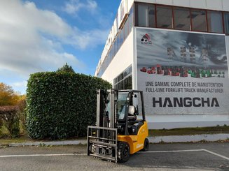 Четырехопорные погрузчики Hangcha XE15i (CPD15-XEY2HA-SI)