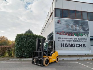 Четырехопорные погрузчики Hangcha XE30i ( CPD30-XEY2HA-SI ) - 1