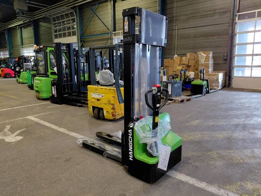 Штабелеры с электроприводом Hangcha CDD15-A2MC2-ISZ - 1