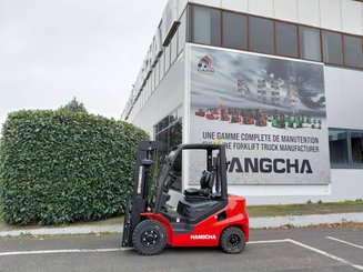 Четырехопорные погрузчики Hangcha XF25D-2 (CPCD25-X2H7F1)