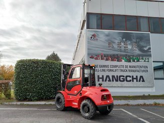 Внедорожный погрузчик Hangcha TT30-4 (CPCD30-XW98C-RT4)