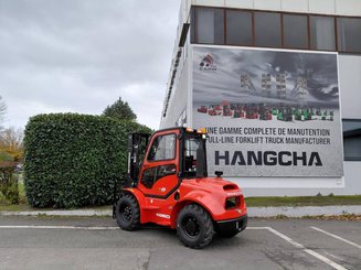 Внедорожный погрузчик Hangcha TT25-4 (CPCD25-XW98C-RT4)