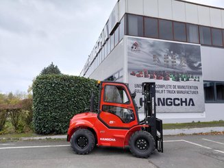 Внедорожный погрузчик Hangcha TT25-4 (CPCD25-XW98C-RT4)