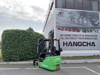 Трехопорные погрузчики Hangcha XC3-18i