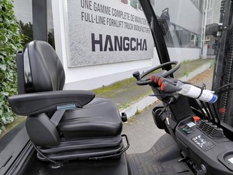 Трехопорные погрузчики Hangcha XC3-18i