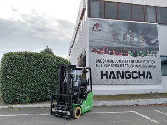 Трехопорные погрузчики Hangcha XC3-18i