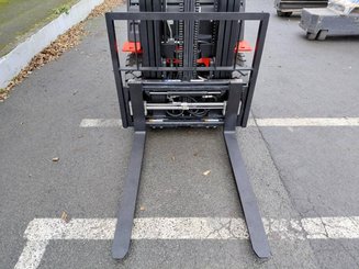 Дизельный  погрузчик Hangcha CPCD25-X2H7F1 - 3