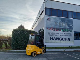 Четырехопорные погрузчики Hangcha XE20Ci ( CPD20-XEXY2HA-SI )