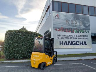 Четырехопорные погрузчики Hangcha XE20Ci ( CPD20-XEXY2HA-SI )