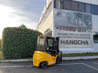 Четырехопорные погрузчики Hangcha XE20Ci ( CPD20-XEXY2HA-SI )