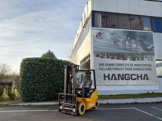 Четырехопорные погрузчики Hangcha XE20Ci ( CPD20-XEXY2HA-SI )