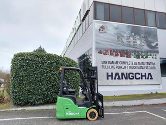 Трехопорные погрузчики Hangcha XC3-15i