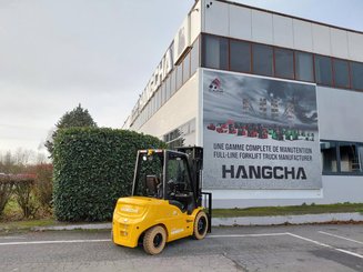 Четырехопорные погрузчики Hangcha XE35i (CPD35-XEY2HA-SI)