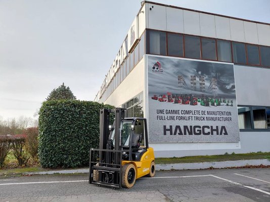 Четырехопорные погрузчики Hangcha XE35i (CPD35-XEY2HA-SI) - 1