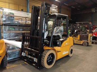 Четырехопорные погрузчики Hangcha XE35i (CPD35-XEY2HA-SI)