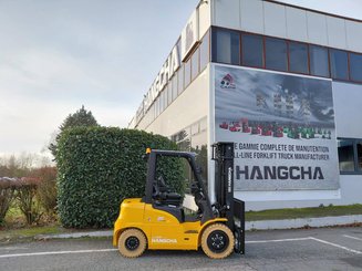 Четырехопорные погрузчики Hangcha XE35i (CPD35-XEY2HA-SI)