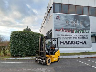 Четырехопорные погрузчики Hangcha XE18i (CPD18-XEY2HA-SI) 