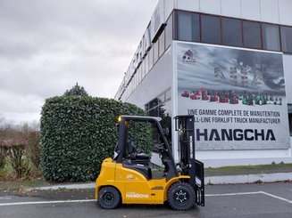 Четырехопорные погрузчики Hangcha XE25i ( CPD25-XEY2HA-SI )