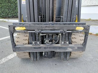 Четырехопорные погрузчики Yale ERP25VL