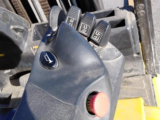 Трехопорные погрузчики Yale ERP18VTL
