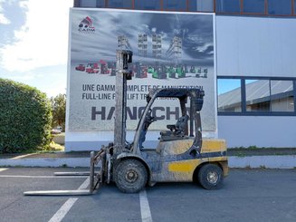 Четырехопорные погрузчики Yale GDP35VX