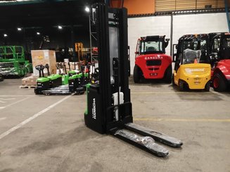 Штабелеры с электроприводом Hangcha CDD16-XT1-SI - 1