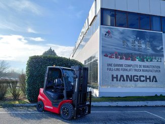 Четырехопорные погрузчики Hangcha XF25D-2 (CPCD25-X2H7F1)