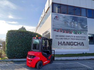 Четырехопорные погрузчики Hangcha XF25D-2 (CPCD25-X2H7F1)