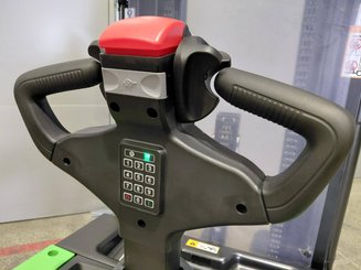 Штабелер с откидной платформой Hangcha CDD16-XT1S-SI - 8