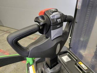 Штабелер с откидной платформой Hangcha CDD16-XT1S-SI - 9