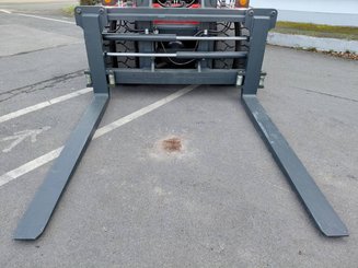 Четырехопорные погрузчики Kalmar DCG160-12T